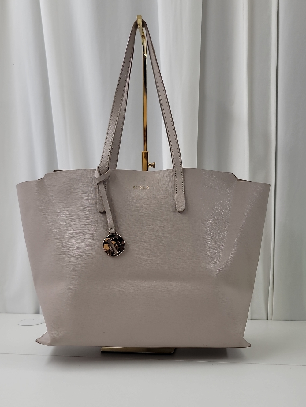 Furla Sally Large Leather Tote in Light Taupe